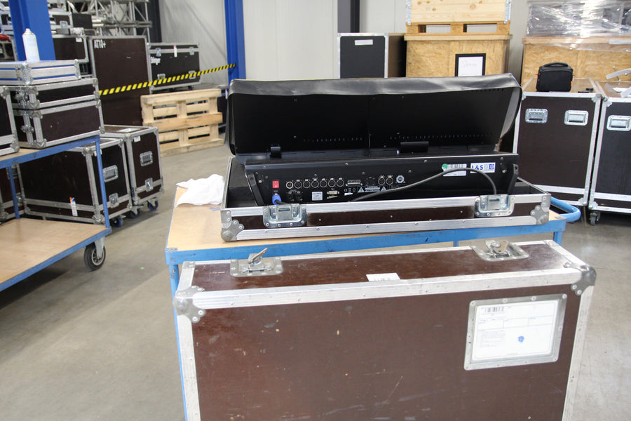 MA Lighting grandMA2 light Lighting Console with Flight Case