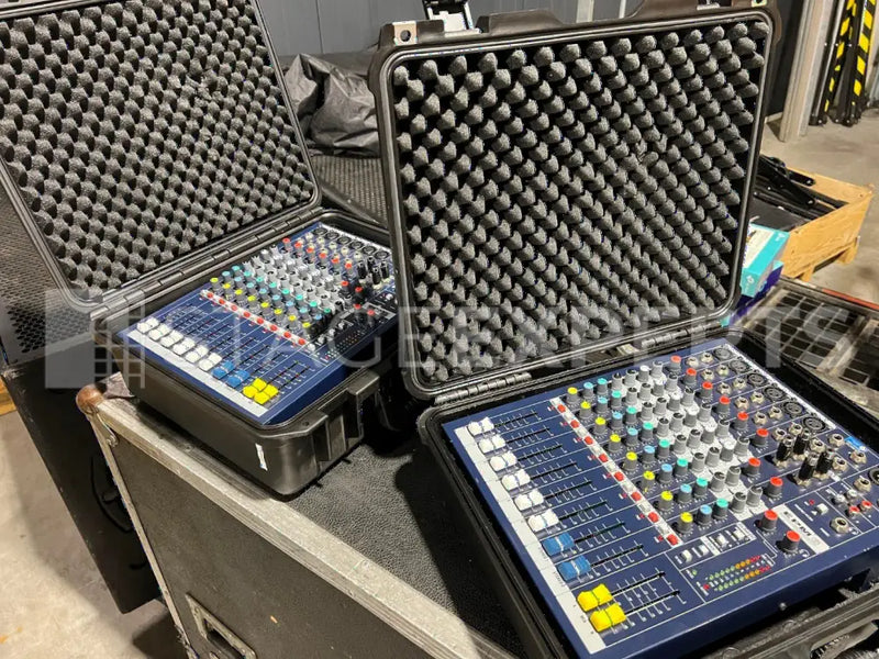 Soundcraft EPM6, EPM8 & EFX8 Mixers with Cases – Analogue