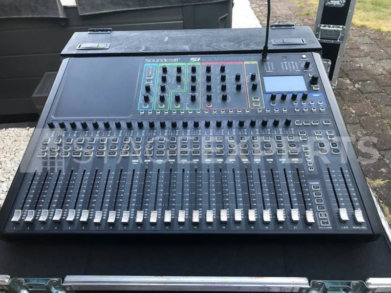 Soundcraft Si Compact 24 MADI + Roll Case Digital Mixer