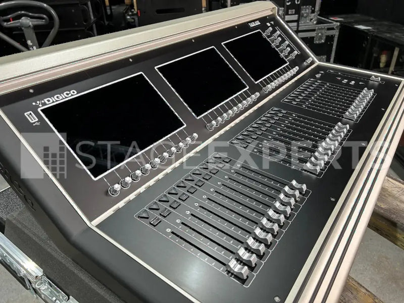 DiGiCo S31 Digital Mixing Console – includes Original Case