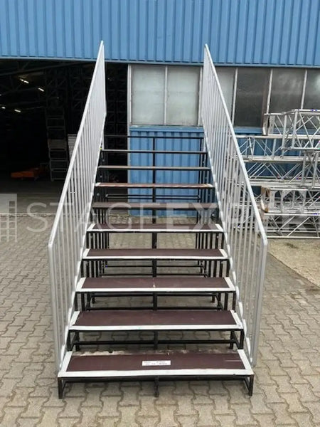 Bütec 10-Step Staircase 1.5m x 2.0m with Handrails, Modular