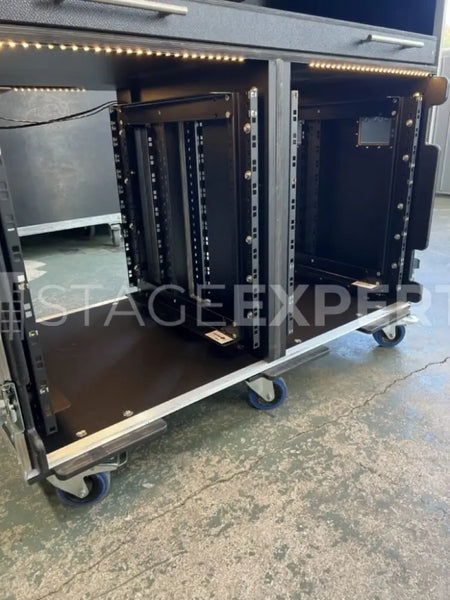 Amptown Cases Production Case – Professional Flight Case