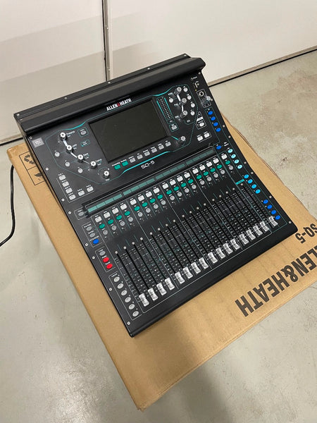 Allen & Heath SQ-5 48-Channel Digital Mixer, 96kHz FPGA