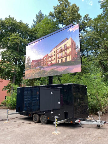 LED Video Wall Trailer 6m x 3.5m, 3.9mm Unilumin Panels