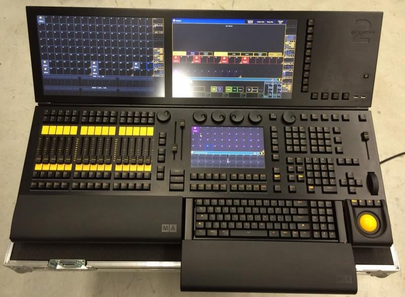 MA Lighting grandMA2 Light Lighting Console with Flight Case