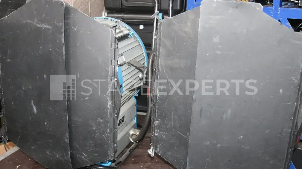 ARRI Compact 4000 HMI Fresnel – Pair of Lamp Heads Only