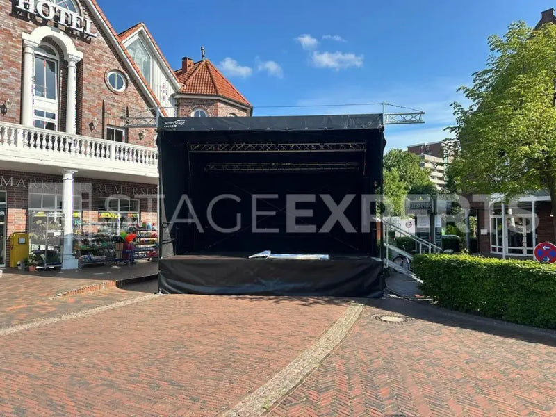 Kultur Smartstage 27 mobile stage trailer – as new
