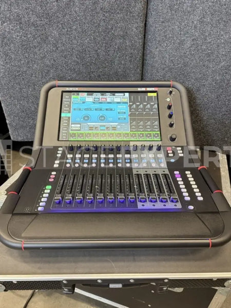 Allen & Heath Avantis SOLO dPack with DX168 & Dante Card