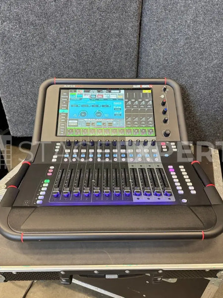 Allen & Heath Avantis Solo dPack with 2x DX168, Dante bundle