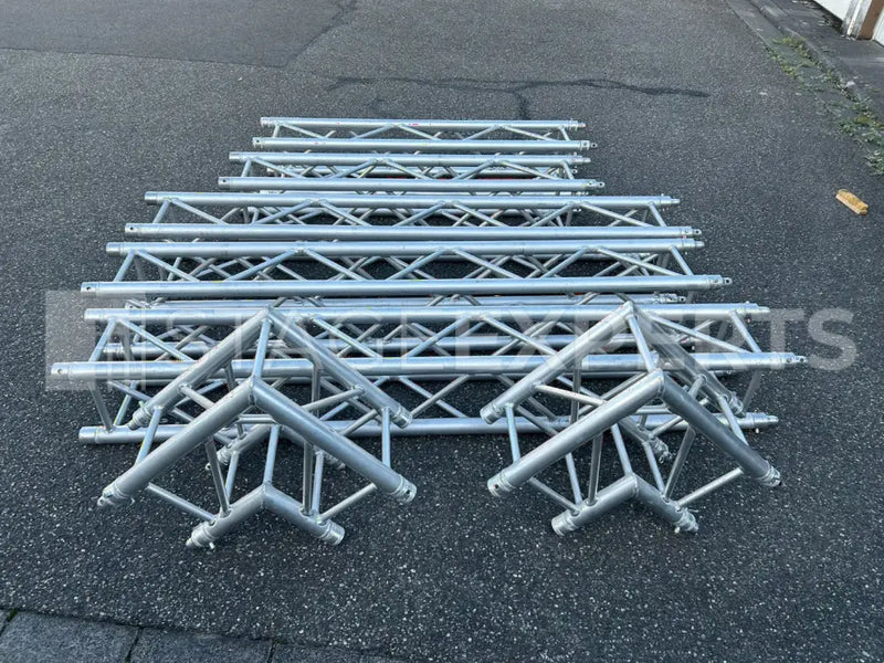 Global Truss F34 Truss Set 9 m + 2 Corners | 4‑Point