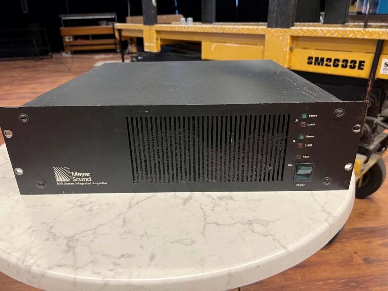 Meyer Sound 501 Package: 2x 18-inch Subs + 500 Amplifier
