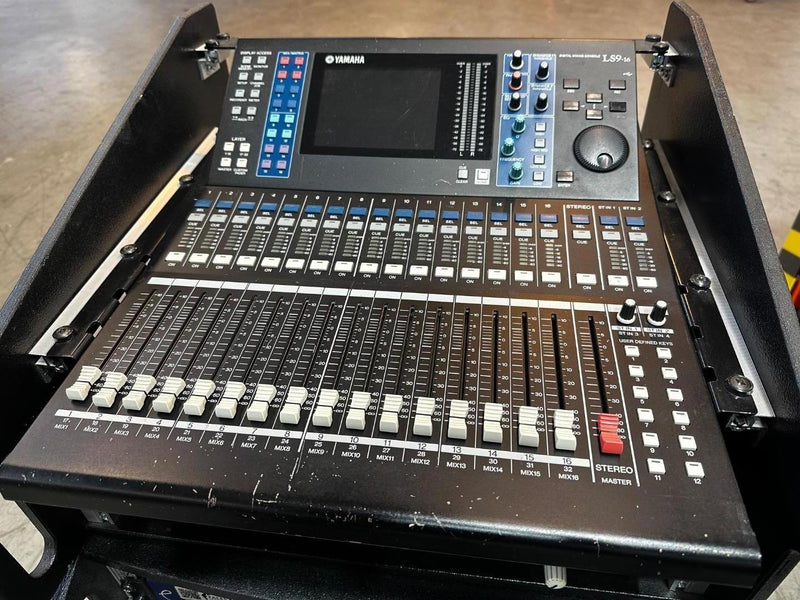 Yamaha LS9-16 Digital Mixing Console – Compact Live Mixer
