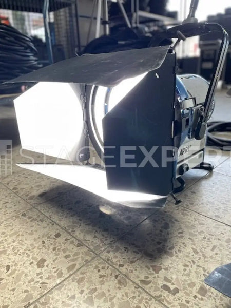 ARRI M18 Open Face HMI Set – 1.8kW Flicker‑Free Lighting Kit