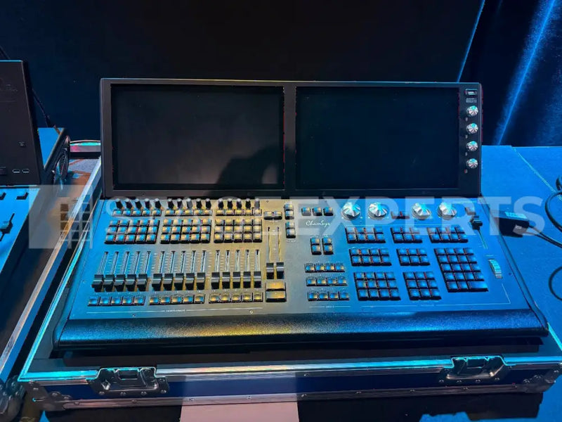 ChamSys MQ500 Stadium Lighting Console with Flight Case – Demo