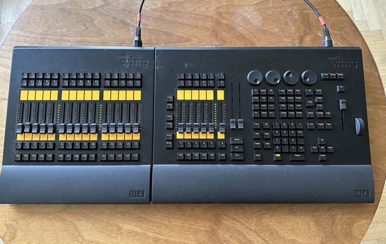 MA Lighting grandMA2 onPC Command + Fader Wing Bundle Set