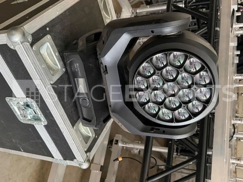 Cameo W7 Wash Moving Head – Used, 4 Years, ~3000h Runtime