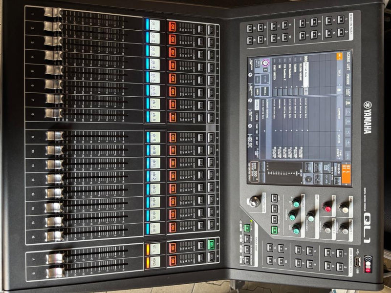Yamaha QL1 Digital Mixer Console – Pro Live Sound Desk
