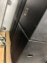 Load image into Gallery viewer, LAX Operation T12 Line Array System – 16 Tops, 12 Subs
