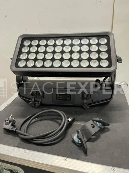 Cameo W600 4-Piece Set with Flight Case & 45° Lenses