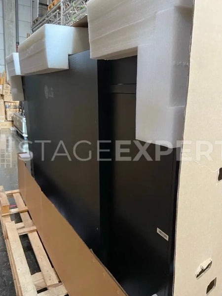 LG 110UM5J-B 110-inch Professional Display for AV & Signage