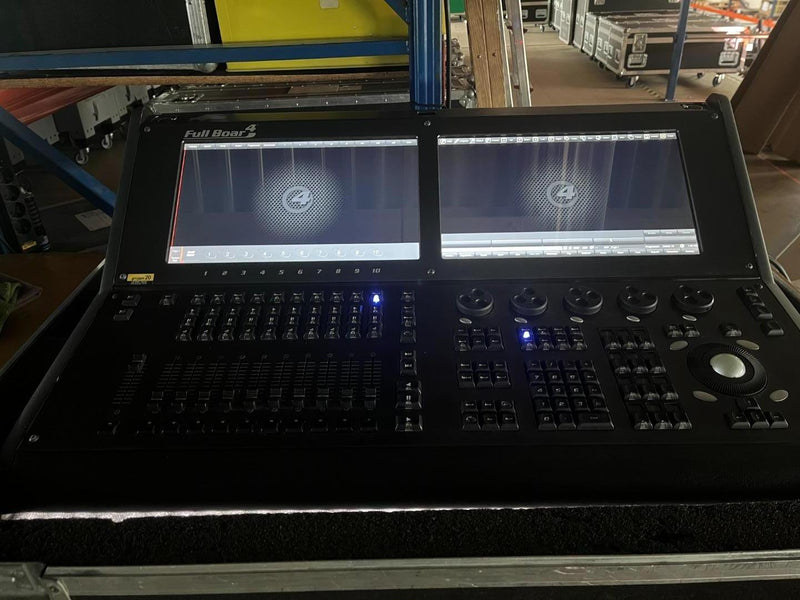 High End Systems Hog 4 Full Boar professional lighting console