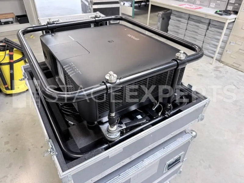 EPSON EB-PU2220B mit Kameramodul ELPEC01 inkl. ELPLM 15 - Used Equipment