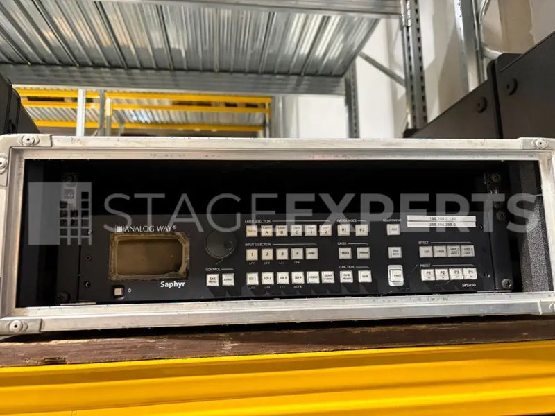 Analog Way Saphyr SPX450 with Shot Box2 – Presentation Switcher