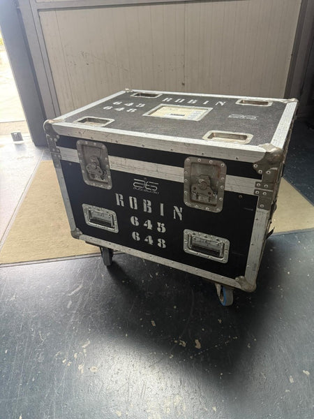 Robe ROBIN 600 LEDWash – Set of 4 with 1/4 Flight Case