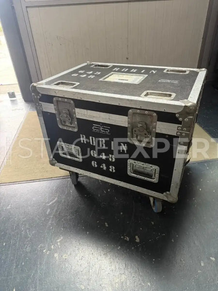 Robe ROBIN 600 LEDWash – Set of 4 with 1/4 Flight Case