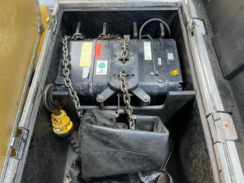Liftket SB 61-14P Chain Hoist 1500 kg 30 m with Case