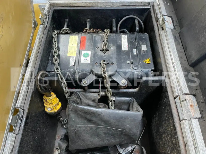 Liftket SB 61-14P Electric Chain Hoist 1500 kg, 30 m + Case