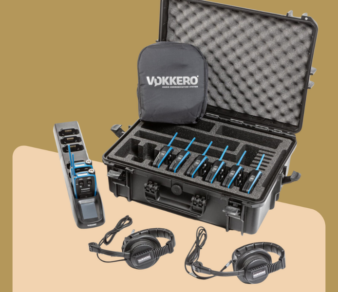 Vokkero Show Sets – 4 Beltpacks, 4 Headsets, Charger