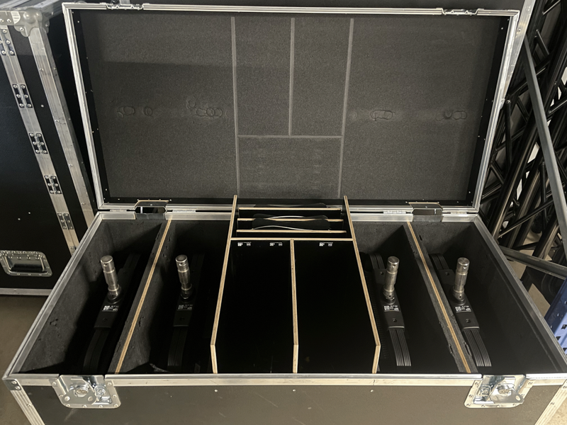Elation KL Panel – Set of 4 with Case, Clamps & Cables