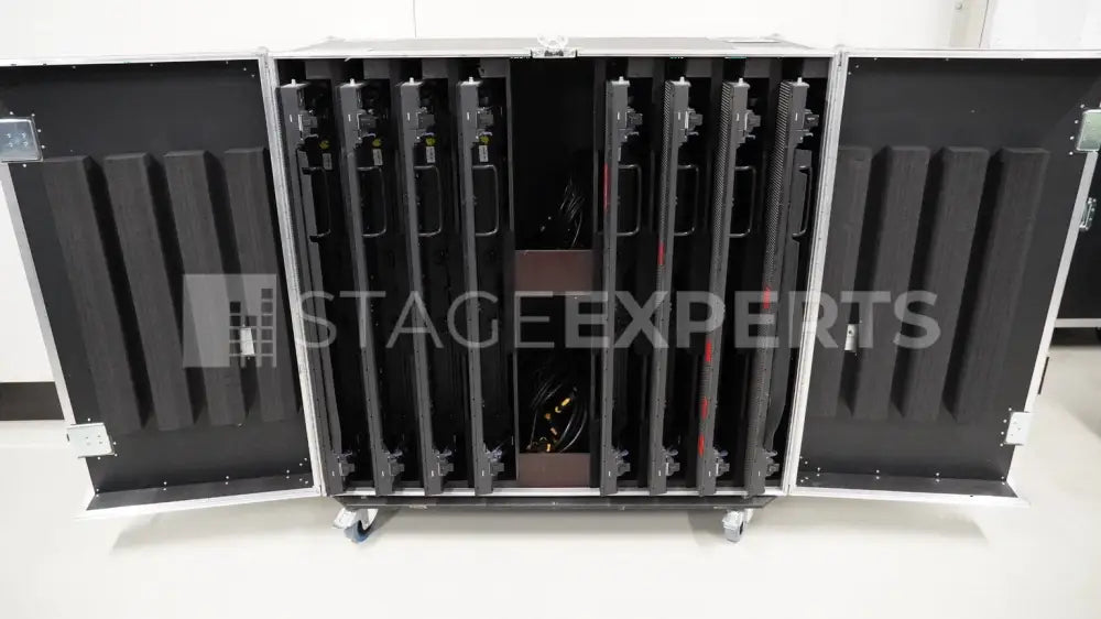 LEDCON DELTA 5 Outdoor LED Wall with Cases & Rigging