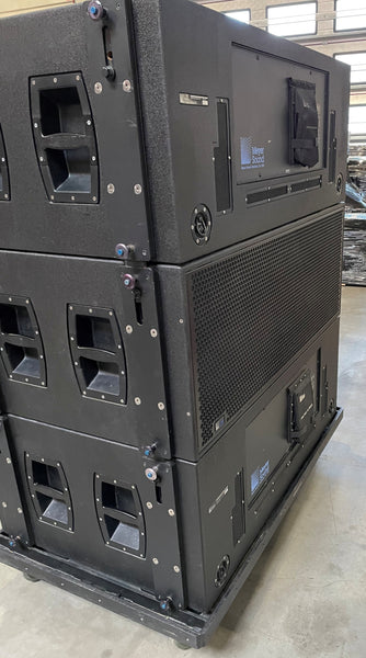 Meyer Sound Lyon-M/1100-LFC Package