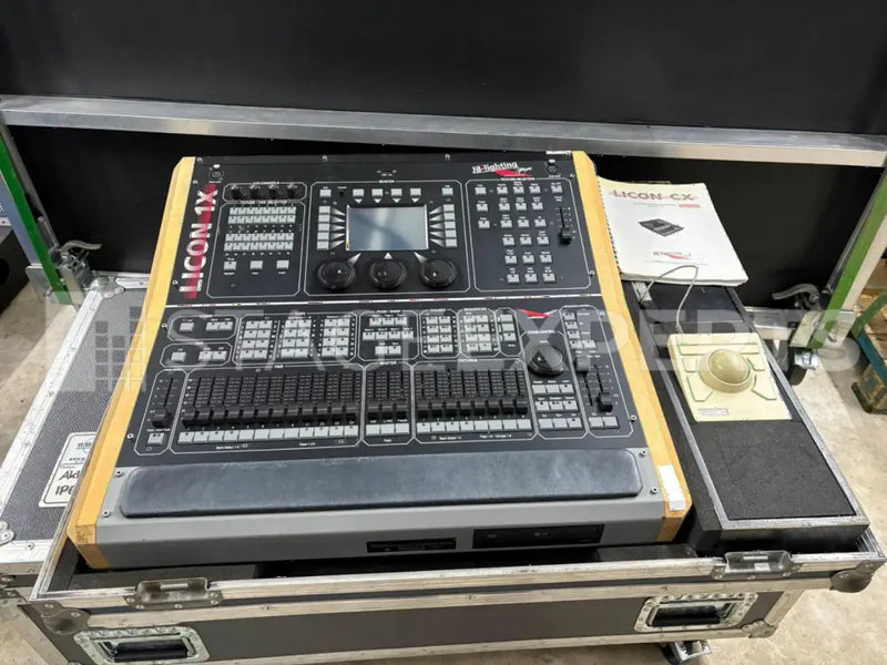 JB Lighting Licon 1X Lighting Console with Case & Manual