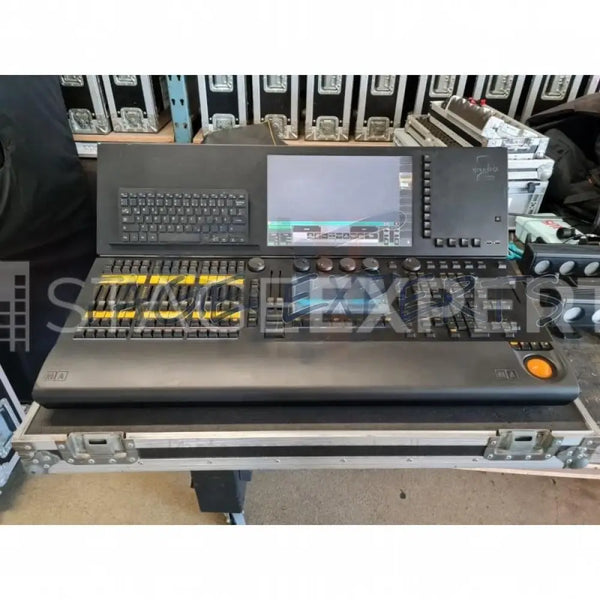 GrandMa 2 Ultra-light - Lighting desk MA LIGHTING - Used