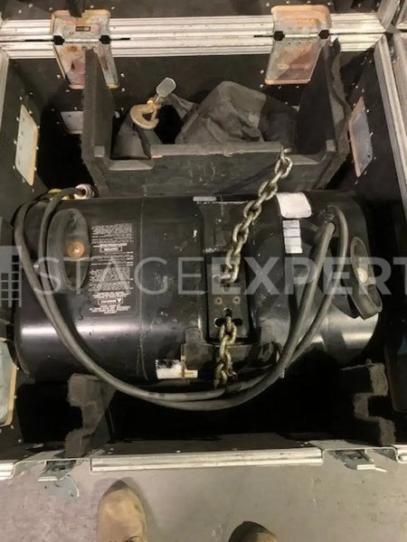 CM Lodestar D8 1000kg 27m