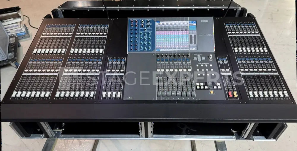 Yamaha M7CL-48 Digital Mixing Console with Flight Case