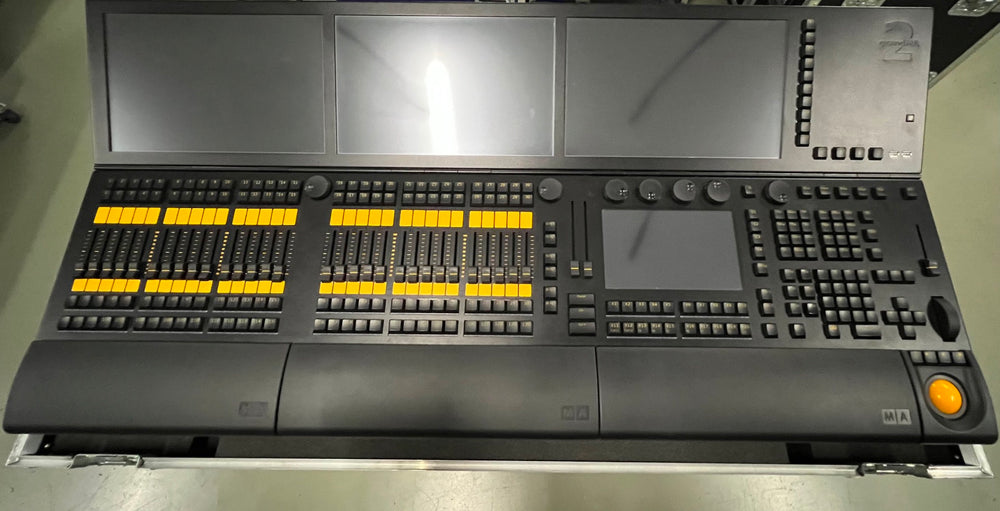 MA Lighting grandMA2 Full Size Console + RAM Upgrade, Flight Case