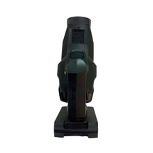 Load image into Gallery viewer, MARTIN MAC Ultra Performance LED Framing Spot Moving Light
