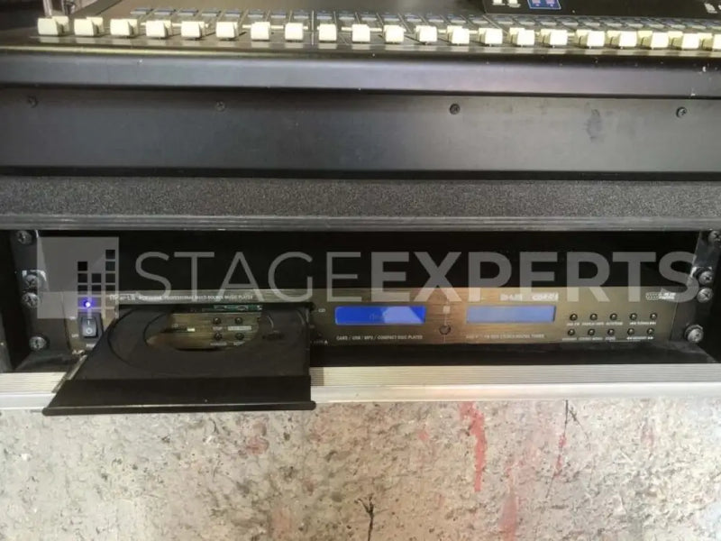 Yamaha LS9-32 Digital Mixer Bundle with Case & Accessories