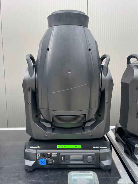 Martin MAC Viper AirFX with 1/2 Amptown Case | Stage Experts