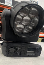 Load image into Gallery viewer, Martin MAC Aura XIP incl. 6-Way Flight Case
