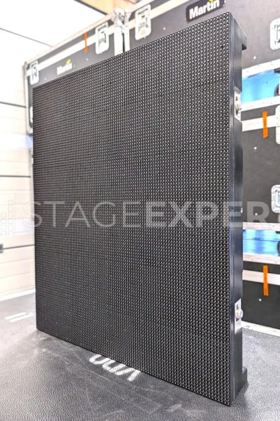 Martin VDO Face 5 HC 7x3.94m Outdoor LED Screen Package