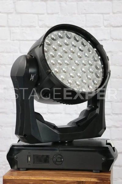 Martin MAC Quantum Wash RGBW LED Moving Wash Fixture, Pro