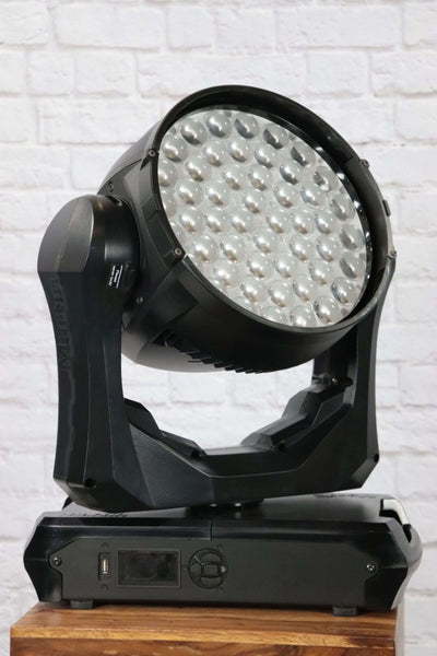Martin MAC Quantum Wash – RGBW Moving Head Wash Light