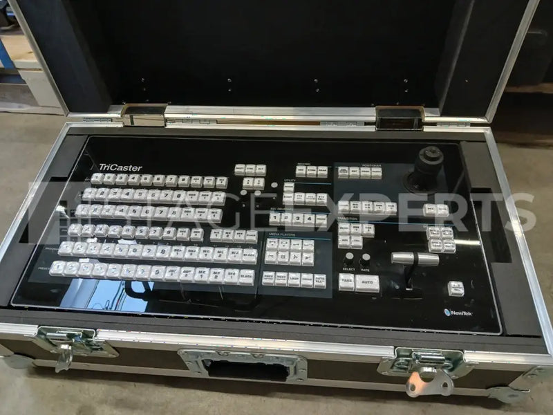 NewTek TriCaster TC1 Mini CS Control Surface + Case Bundle