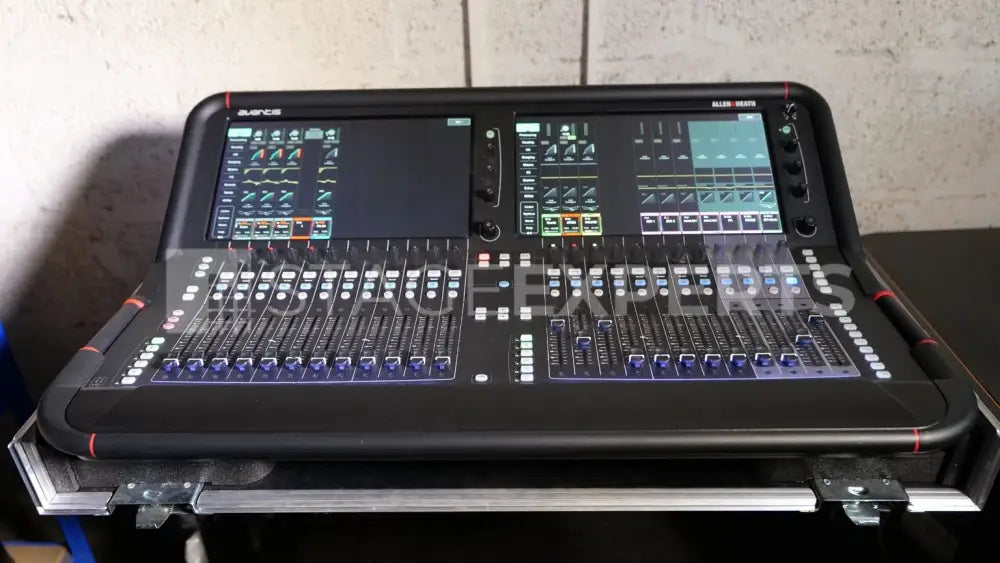 Allen & Heath Avantis + GX4816 + Dante with Wheeled Case