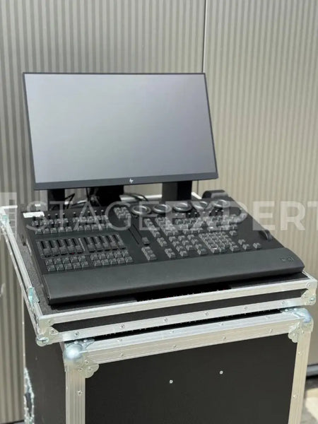 MA Lighting grandMA3 onPC Command Wing XT with TourPack